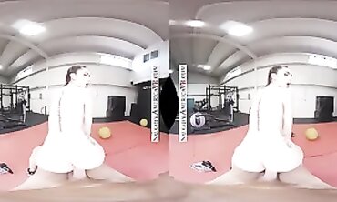 Sexually Exotic Dancer Fitness Workout with Gianna Gems
