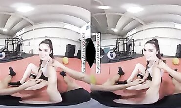 Sexually Exotic Dancer Fitness Workout with Gianna Gems