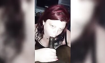 Miami Vacation Gone Wild! Hot Blonde Babe Gets A Surprise Facial From Stranger