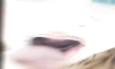 Hot Amateur Couple Surprise Homecoming FuckTap with Huge Facial