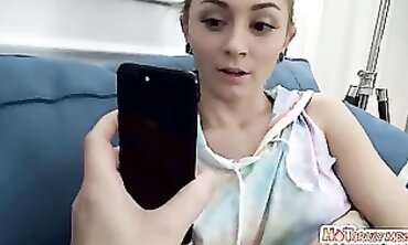 Sexy Babe Makes Millions With Her Hot Body And Seductive Dance