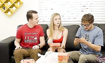 Horny Housewife HaleyRedd Fucks Neighbor After Husband Leaves For Work (MUST WATCH)