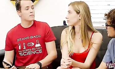 Horny Housewife HaleyRedd Fucks Neighbor After Husband Leaves For Work (MUST WATCH)
