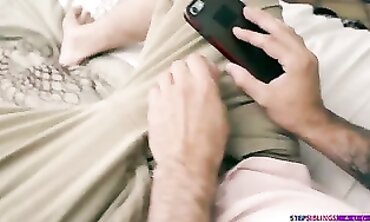Hot Blonde Babe Masturbates With Vibrator And Shows Her Orgasm In HD