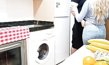 Kitchen FirstTimer - Amateur Teen Girl's Kitchen Sex Adventure
