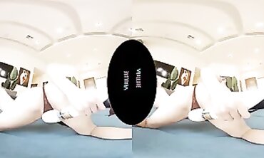 VR ALLURE - Virtual Reality Experience of Getting to know her sins