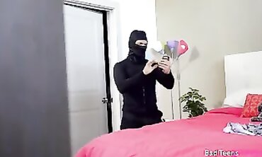 TwattBandits" - Sexy Cosplay Gamer Girl Plays Fortnite & Gets Fucked By Her Boyfriend's Friend While He Watches! (Sexy Role Play)