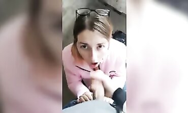 Neighbor's Girlfriend Gives Valentine Special Blowjob
