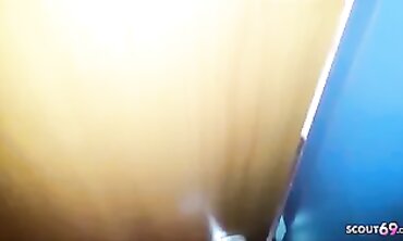 Step-Sister's Secret Crush - Creampie Surprise In Bathroom" (german)