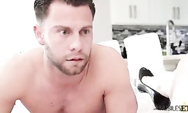 Teenage Blondie MARY Popping - Point Of View Fucking Session with Huge Facial
