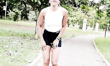 Sport Babe Shows Off Her Fitness Body in Public Gym