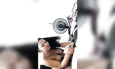 Hispanica Lola Gets Surprised With A Morning Creampie From The Black Next Door
