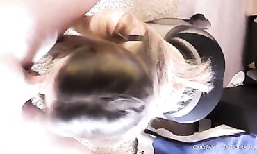 Step Sister's Long Legs & Booty Blowjob End With Facial