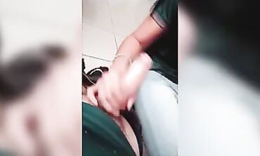 YoungQueenParamour's Long-Lasting Facial After Intense Handjob
