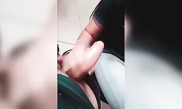 YoungQueenParamour's Long-Lasting Facial After Intense Handjob