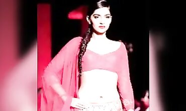 Sonam Kapoor's Sensual Dance of Passion - Bollywood Diva Loves Intimacy