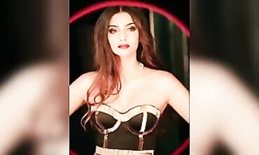 Sonam Kapoor's Sensual Dance of Passion - Bollywood Diva Loves Intimacy