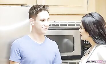 Mom's Guide to Dating in College" or "College Girl Gets Advice on Sex from Her Mom