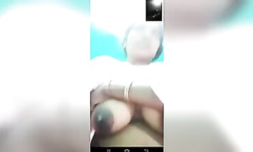 Tamil Auntie Boops - Sexy MILF Shows Off Her Best Assets