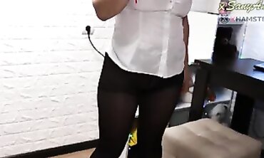 Valentine's Special - Sexy Leggings Tease with Sensual Dance Moves by xSanYa