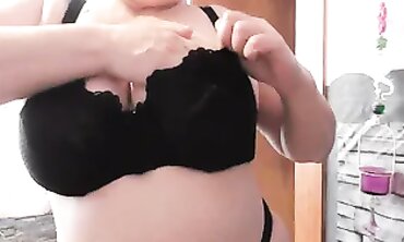 Huge-Tits Teen MILF Gives Massage with HUGE Natural Boobs - POV Blowjob & Facial