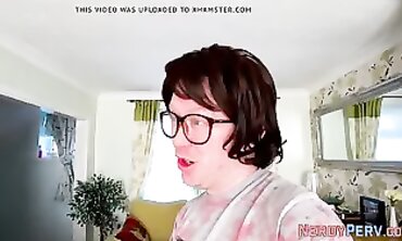 Leeds Fellow Gets Thick Sweetheart Fingered in Hot Blowjob Session