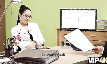 Elisa Calda's Glasses - Hot Italian Babe Gives A Sensual Blowjob