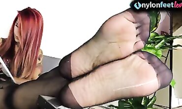 Tattoed Redhead Head Girl Shows Off Her Toes In Stockings - Foot Fetish