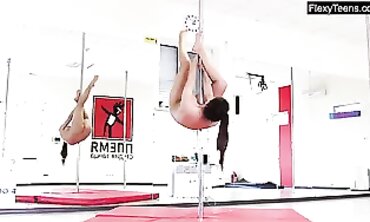 Flexible Yoga Babe with Massive Butt Plays With Her Body in Hot Sweat