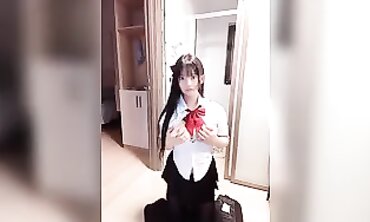 Asian First Time Sexual Experience - Amateur Debutante Sharing Her Passion