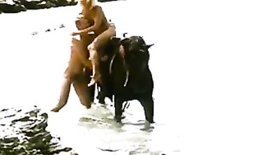 Hot Blonde MILF Gives A Sensual Massage And Rides Her Client's Hard Dick