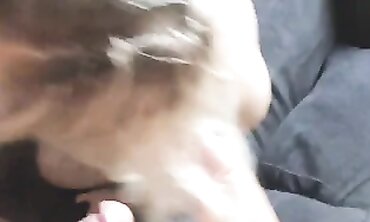 Teenage Cutie With Jaw-Dropping Smile Gives A Sensual Blowjob