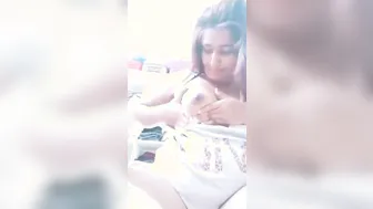 Tamil Hottie Swati Sizzles in Sports Attire - A Must Watch Video