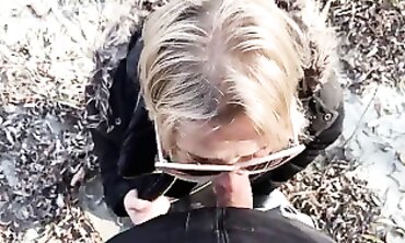 Handsome Hunk Fucks Blonde Babe in Erotic Beach Romance