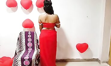 Valentin's Day Surprise - Hot Blonde Babe Seduces Her Man With A Sex Toy