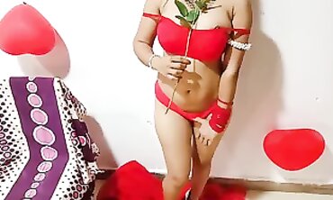 Valentin's Day Surprise - Hot Blonde Babe Seduces Her Man With A Sex Toy
