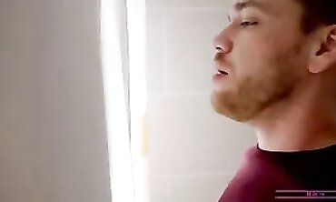 3 Beautiful Babes Sharing Passionate Sex With Huge Dick in Threesome